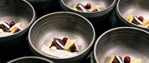 Desserts kreativ kredenzt beim Genussfestival im Das Marent in Fiss.